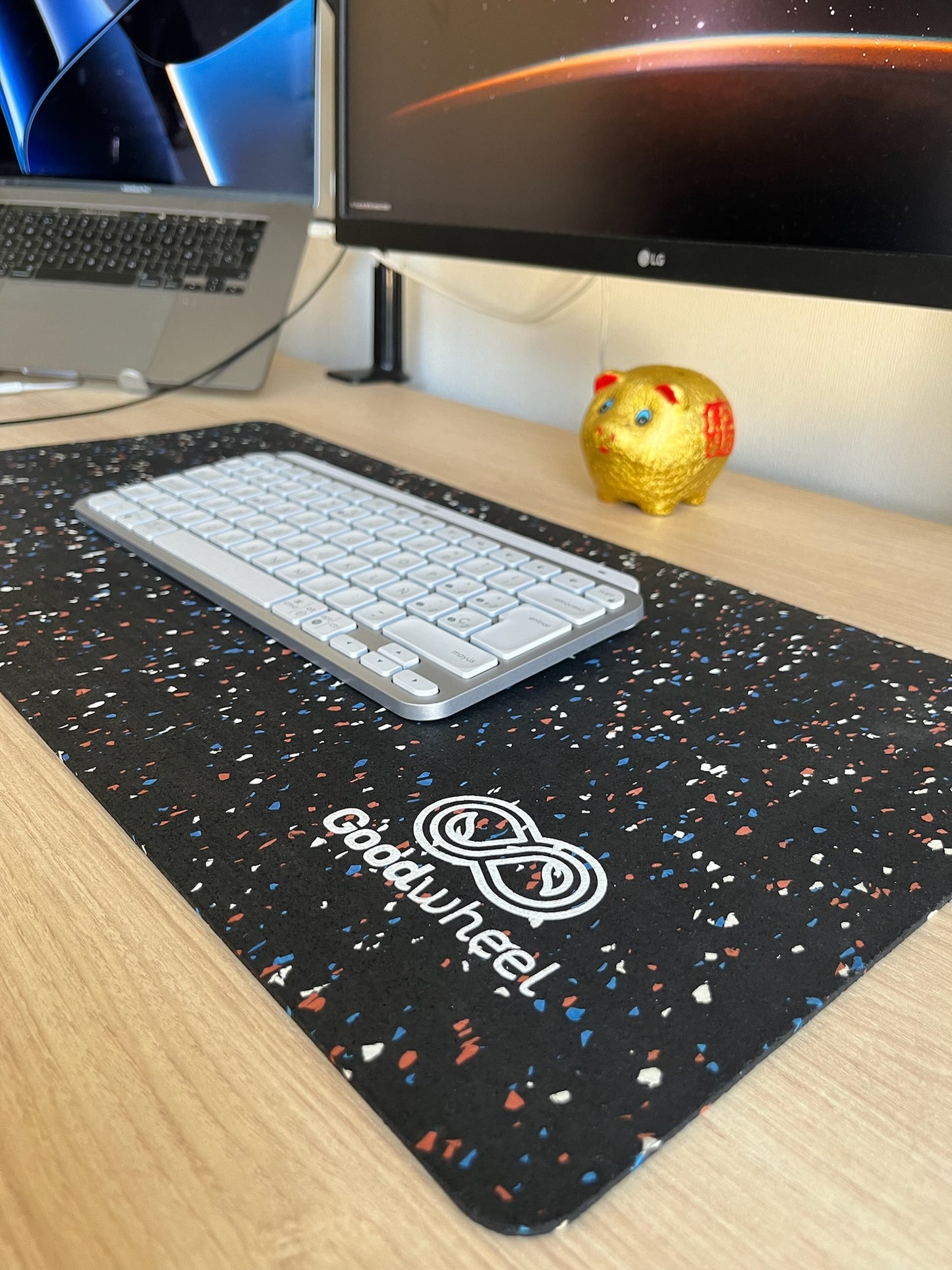 Deskmat